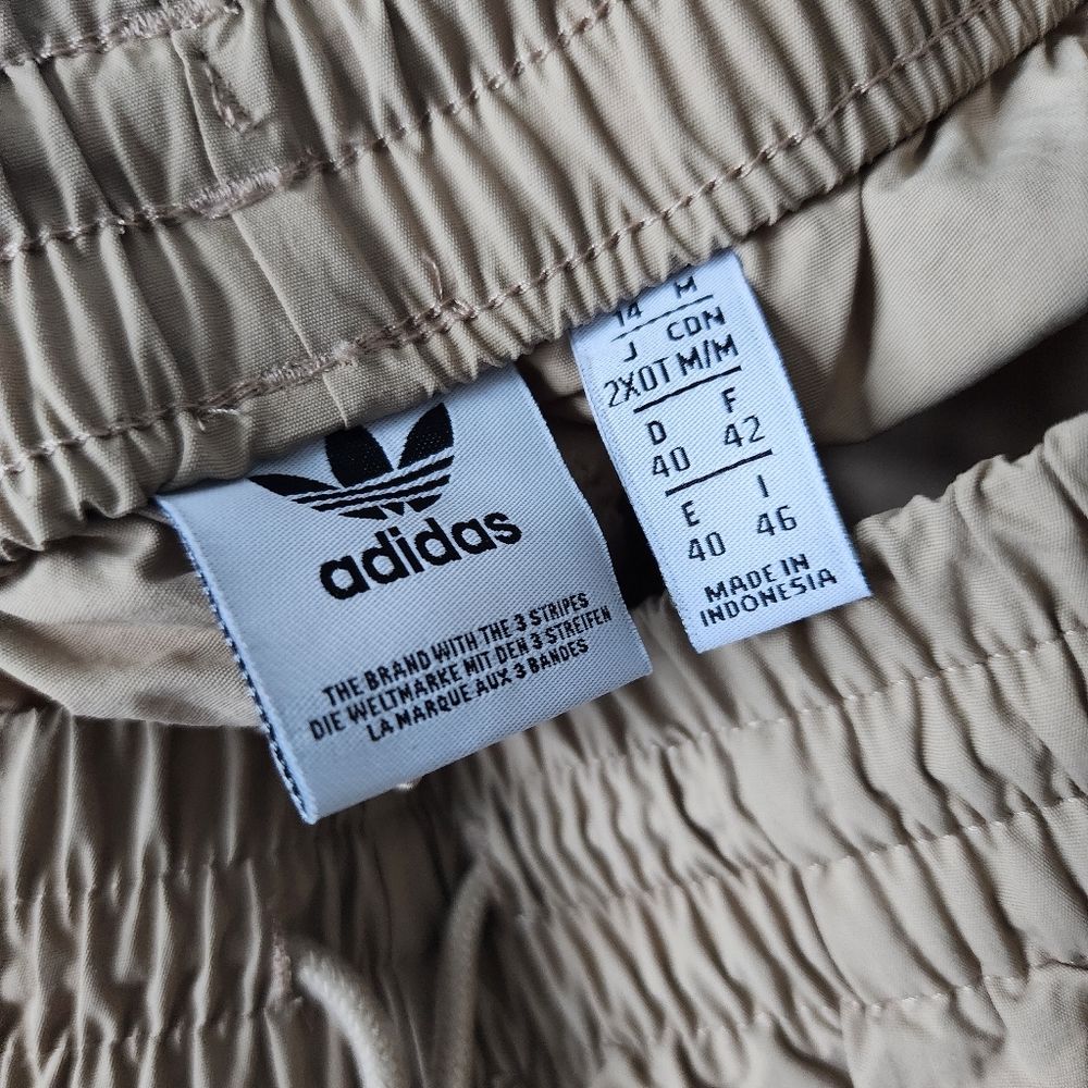 π EUC Vintage Nylon Jogger - Picture 7 of 7
